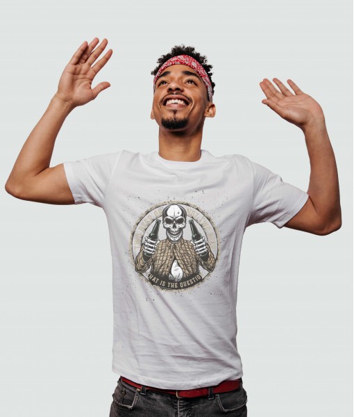 Мъжка тениска с щампа Готика Two beer or not two beer - TShirtArtShop.com